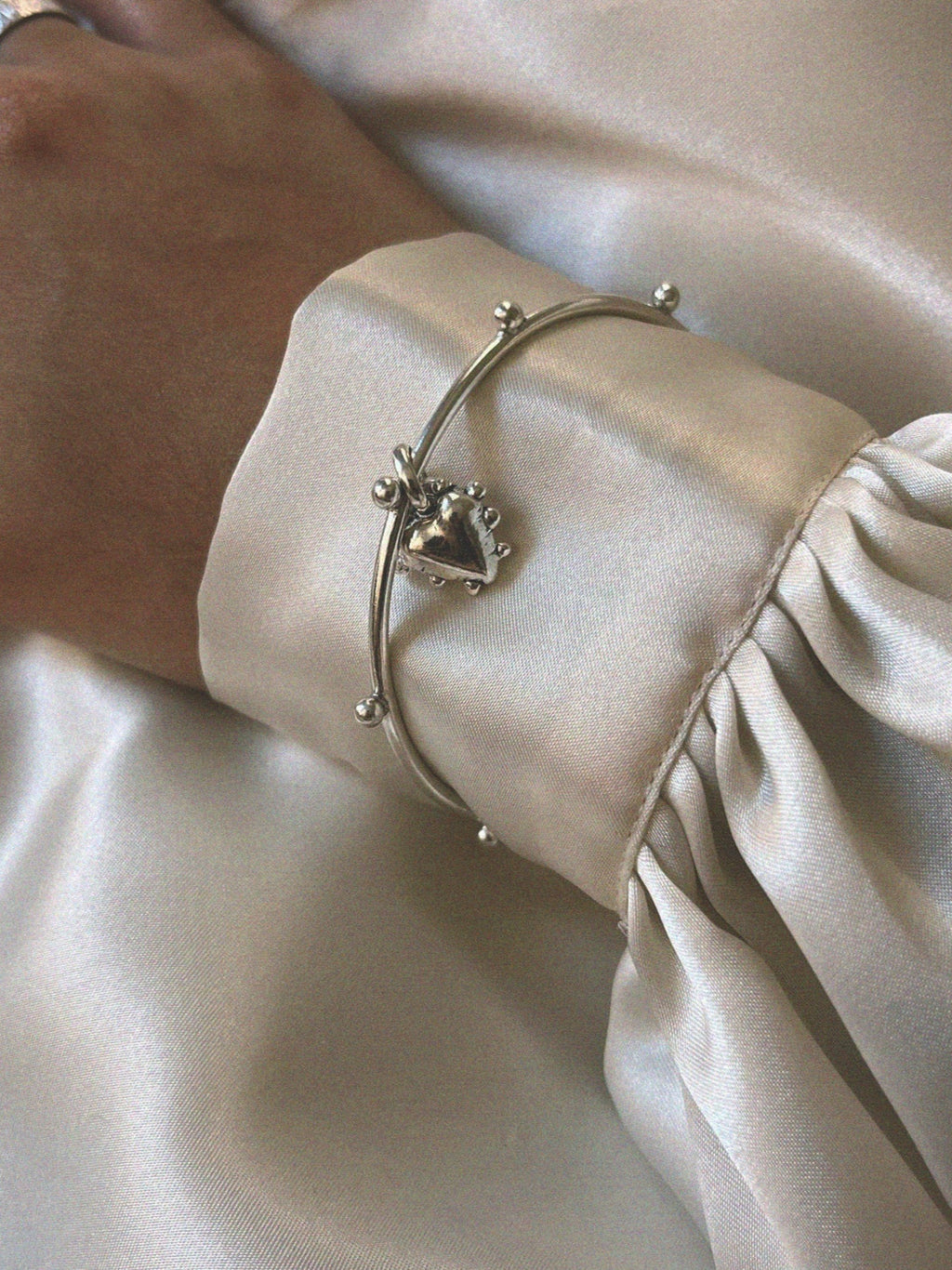 Esclava Rio con Cora