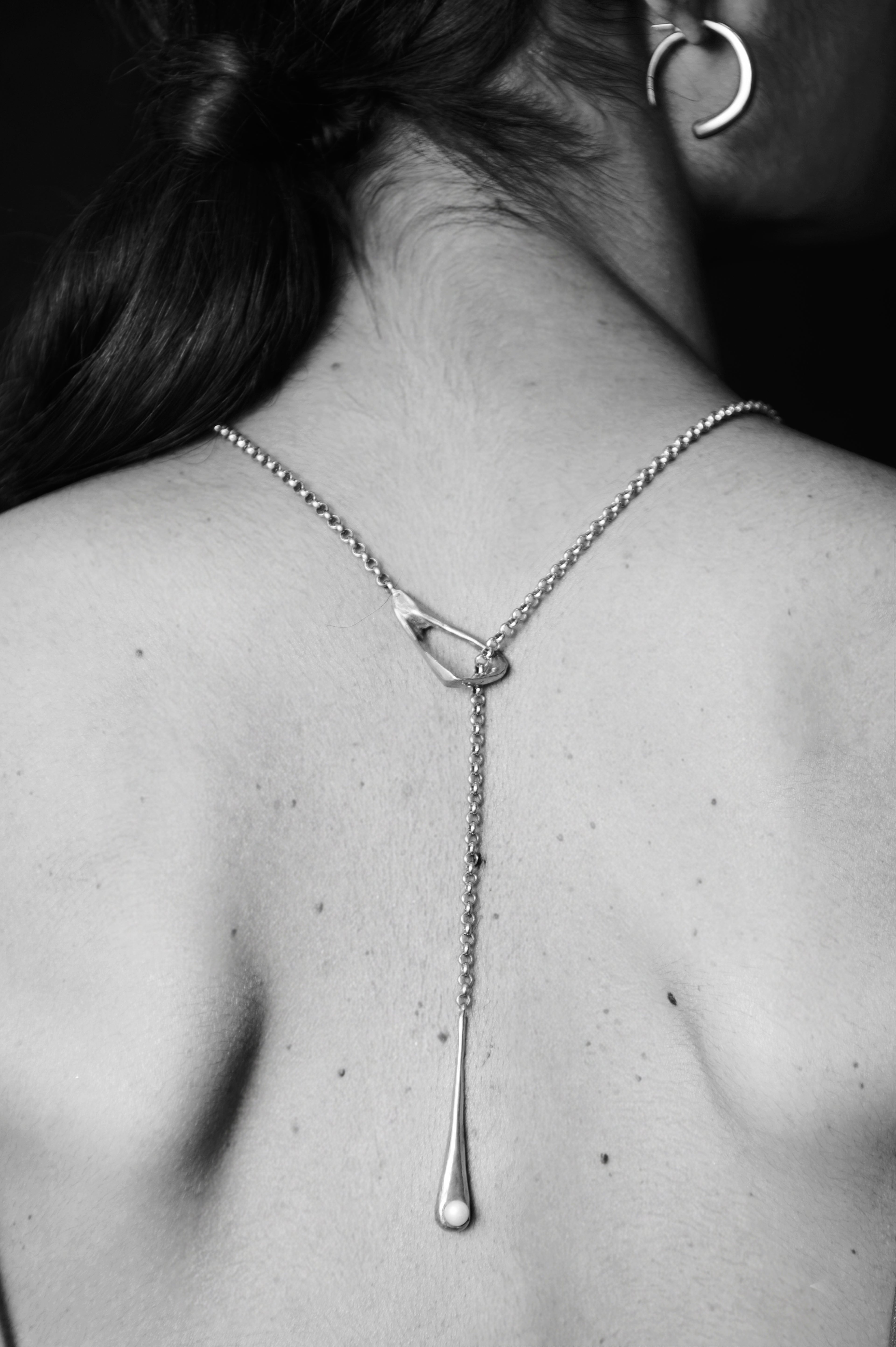 Collar Lira