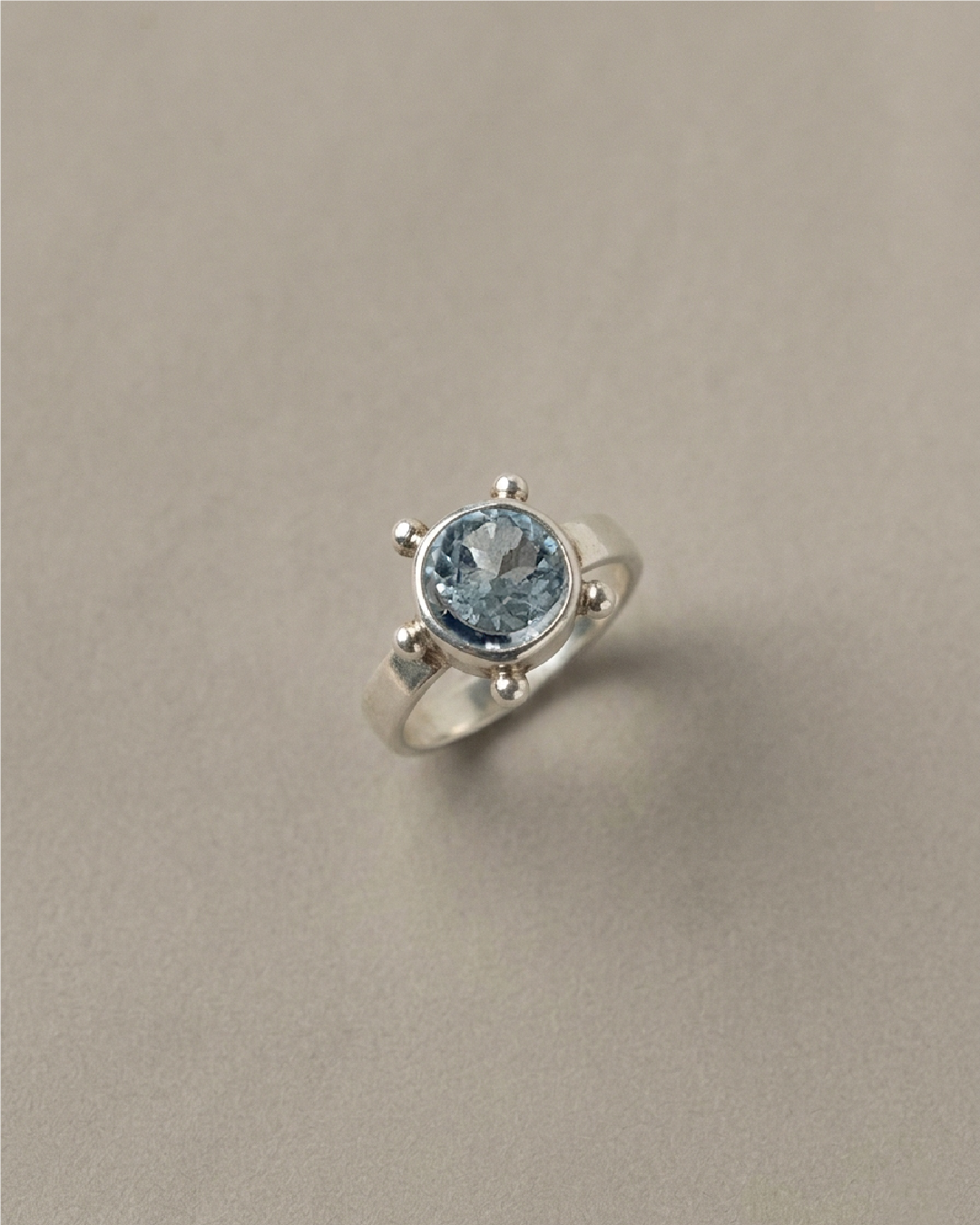 Anillo Solis - Topacio